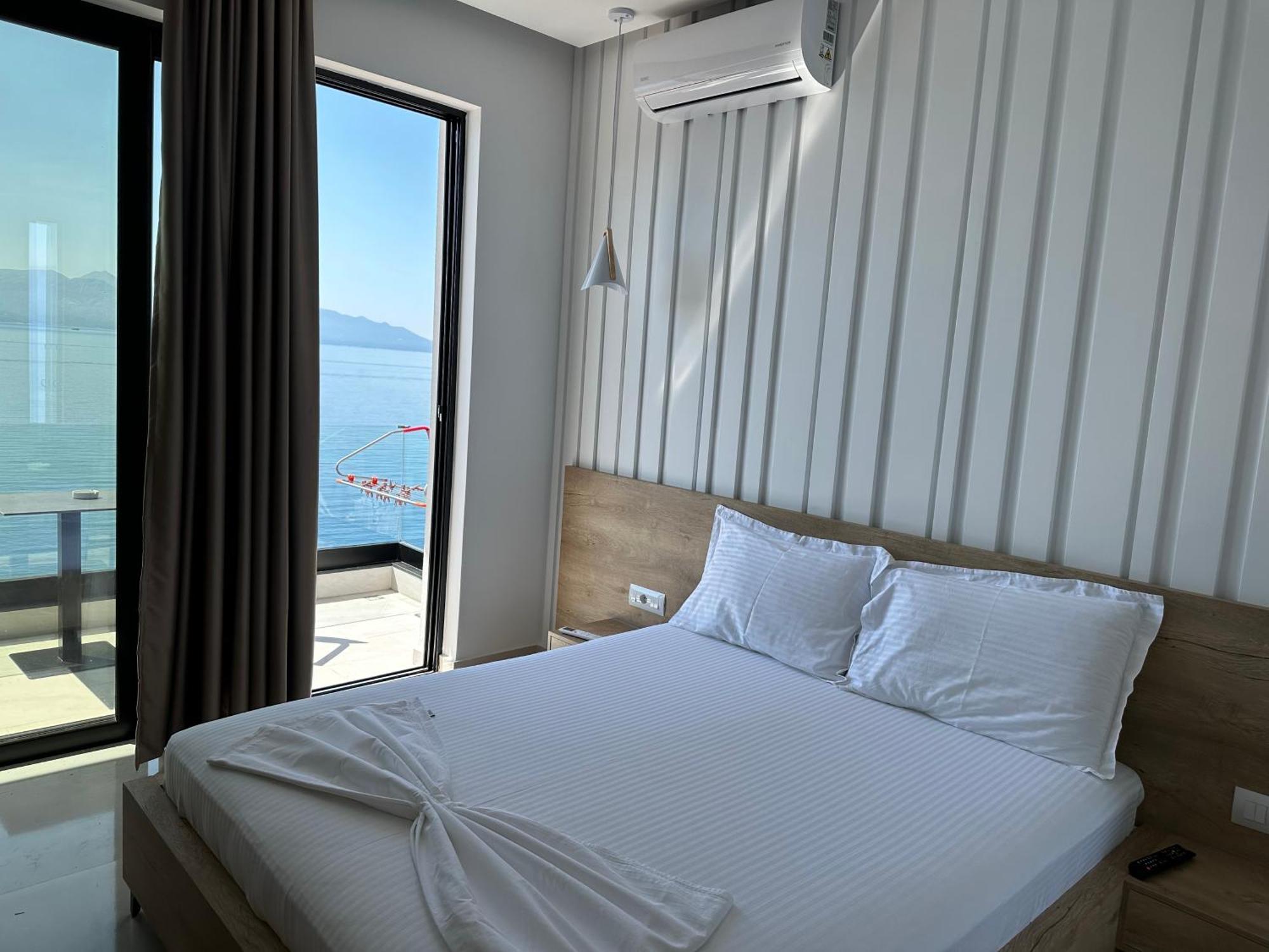 Villa Xhefri 2 Sarandë Exterior foto